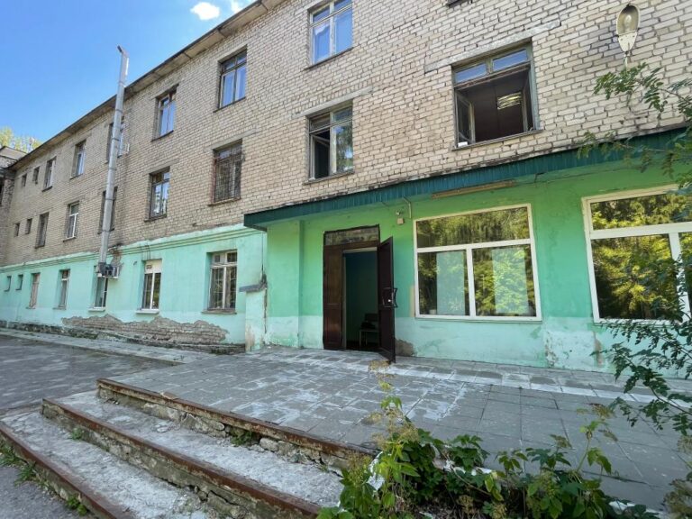 Ремонта пензенской поликлиники в отвратительном состоянии пришлось добиваться через суд