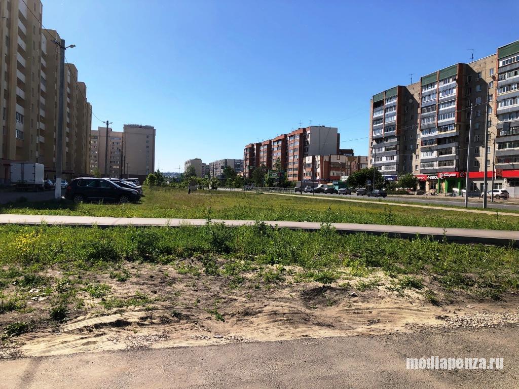 Депутат гордумы Елена Падалкина предложила посадить деревья в микрорайоне ГПЗ-24 Депутат гордумы Елена Падалкина предложила посадить деревья в микрорайоне ГПЗ-24