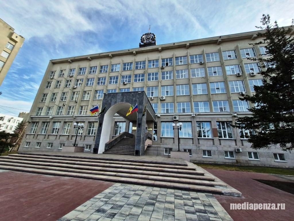 Прокуратура не стала возбуждать дела в отношении депутатов от «Единой России» Прокуратура не стала возбуждать дела в отношении депутатов от «Единой России»