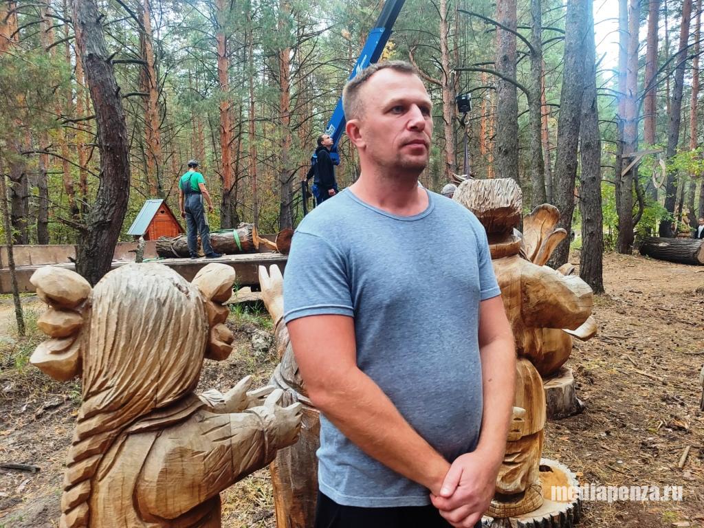 В Пензе начали сносить парк деревянных скульптур «Древландия»