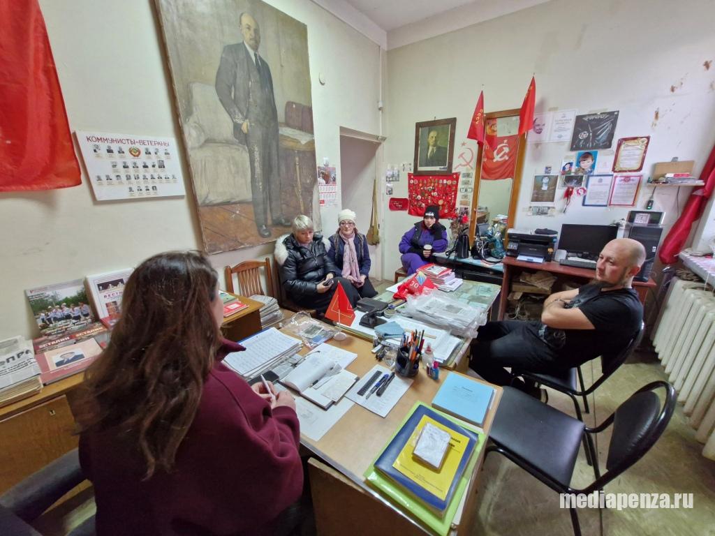 В Колышлее создано районное отделение женского союза «Надежда России» В Колышлее создано районное отделение женского союза «Надежда России»
