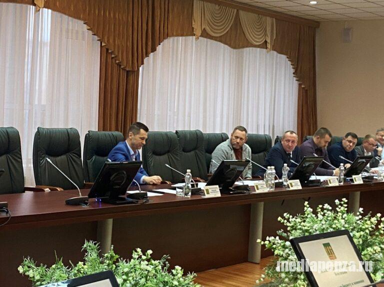 «Помер, давайте хоронить». Депутат Алексей Шуварин об отношении чиновников к малому бизнесу в Пензе
