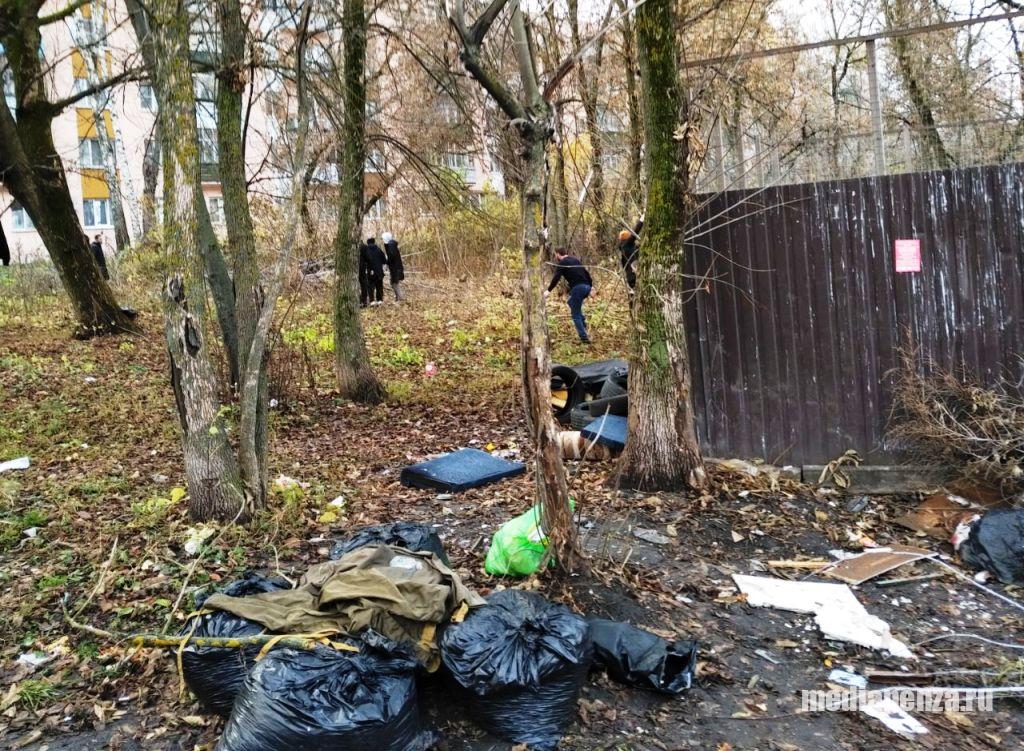 Благоустройство или вредительство? Как «навели порядок» по указанию Олега Денисова Благоустройство или вредительство? Как «навели порядок» по указанию Олега Денисова