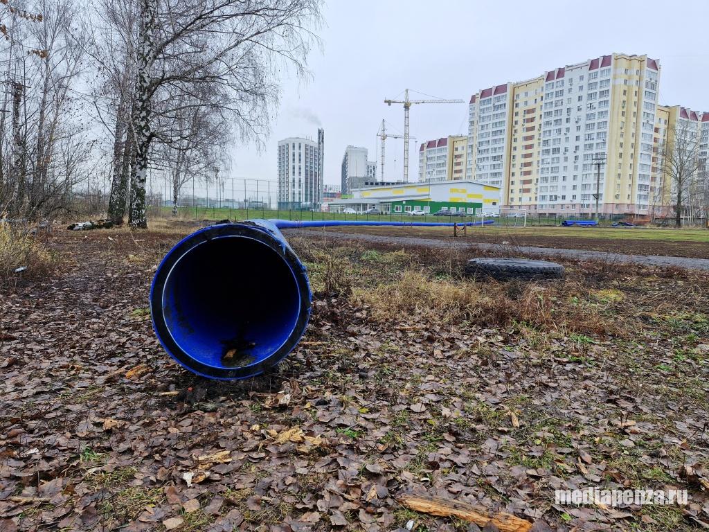 Пензенский стадион «Локомотив» снова в опасности? Пензенский стадион «Локомотив» снова в опасности?