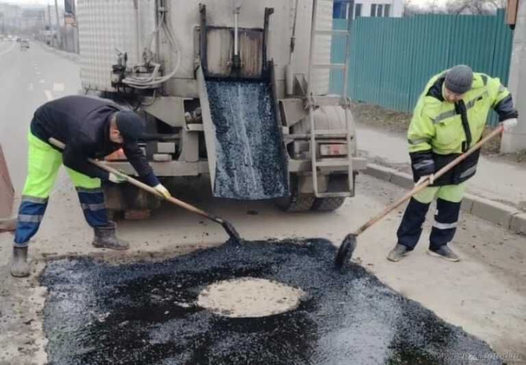 На дорогах Пензы продолжают устранять недочёты
