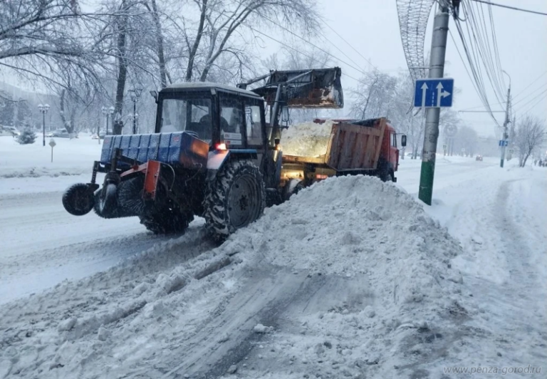 Более 6,5 тысяч кубометров снега вывезли с улиц Пензы