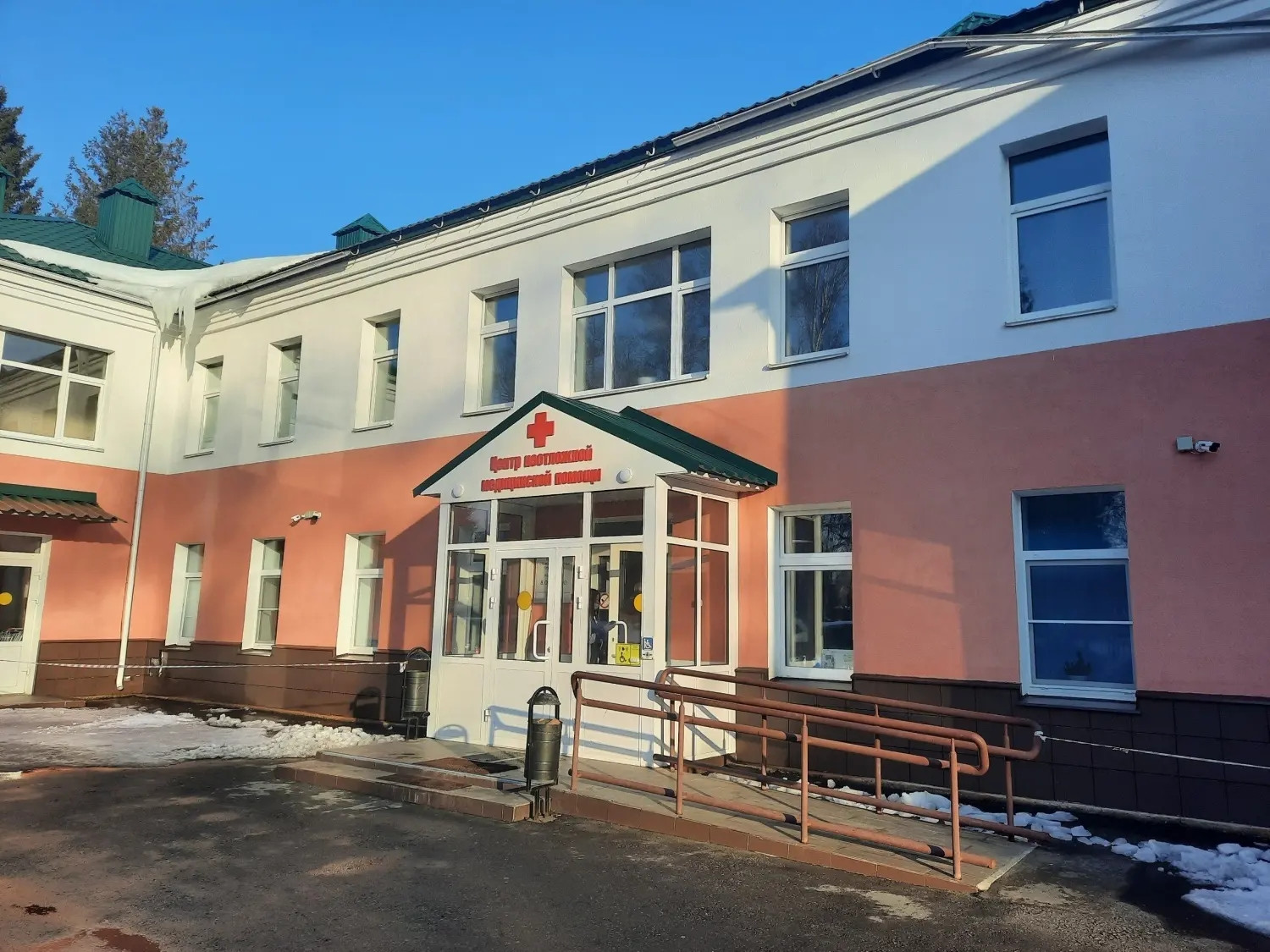 В Пензе из-за коммунальной аварии закрылся травмпункт В Пензе из-за коммунальной аварии закрылся травмпункт