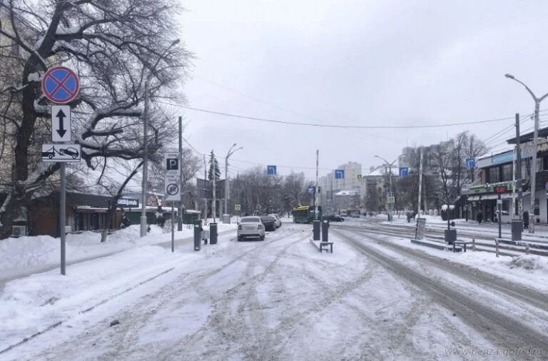 На Привокзальной площади в Пензе начинает работать платная парковка