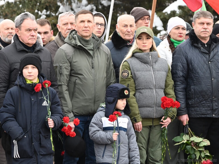 В Пензе почтили память воинов–интернационалистов