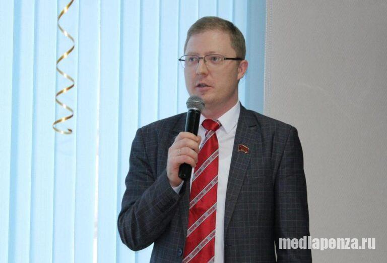 Дмитрий Филяев покинул пост председателя комитета по здравоохранению и социальной политике и отказался от депутатского мандата