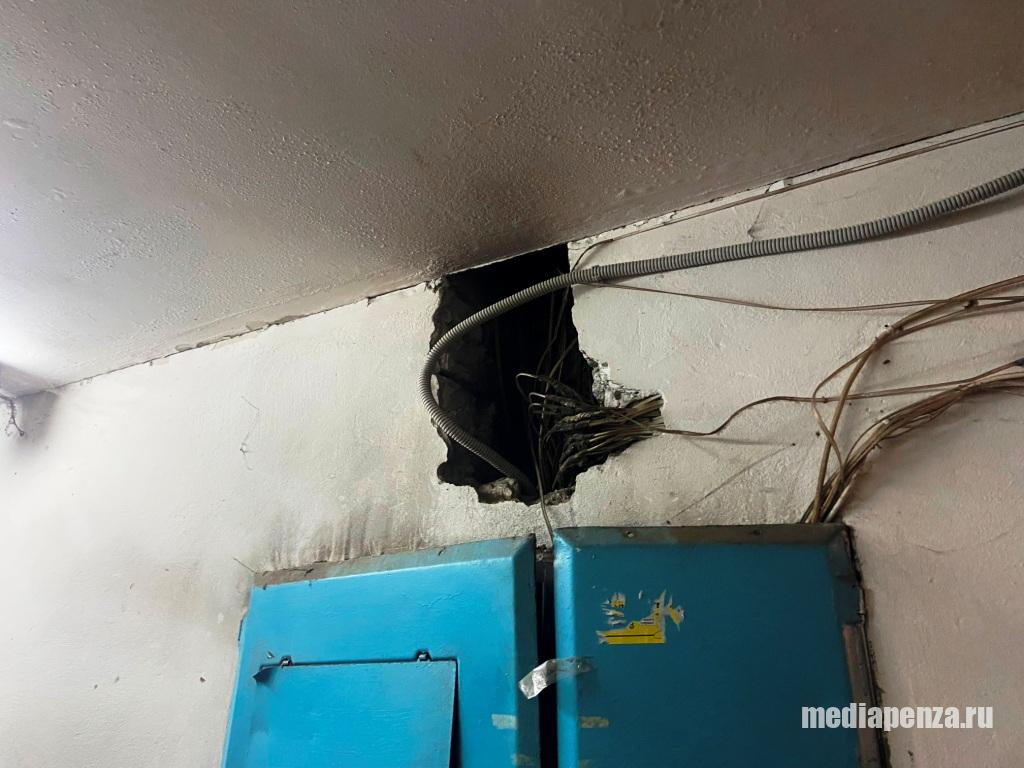Инвалид-колясочник из Пензы пожаловался на плохие условия проживания в предоставленной квартире