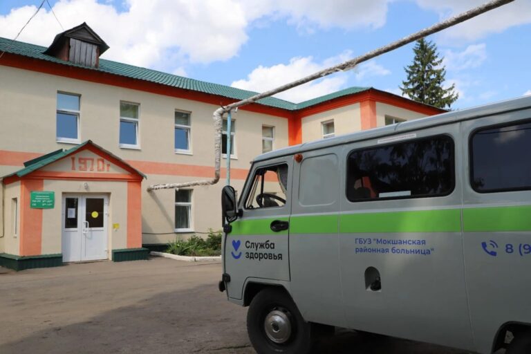 Пензенцам сообщили график работы медицинских организаций на «Радоницу»