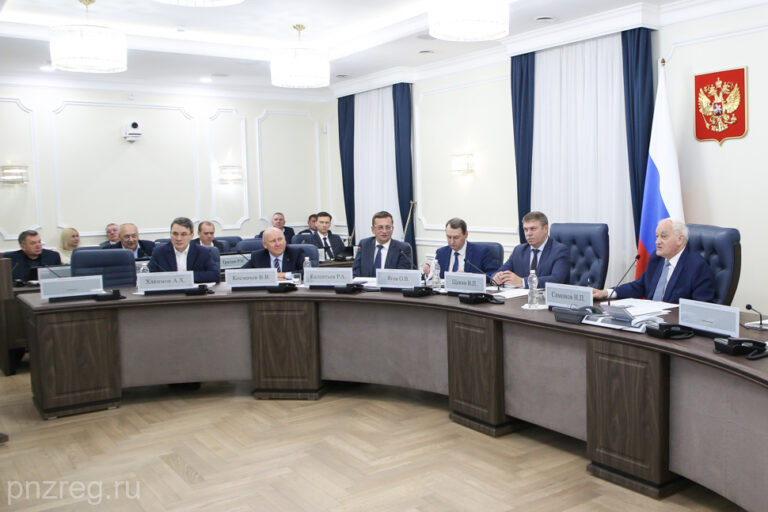 В правительстве Пензенской области обсудили подготовку в весенним полевым работам