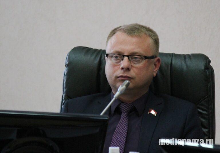 Олег Шаляпин сменил Дмитрия Филяева на посту руководителя Пензенского обкома КПРФ