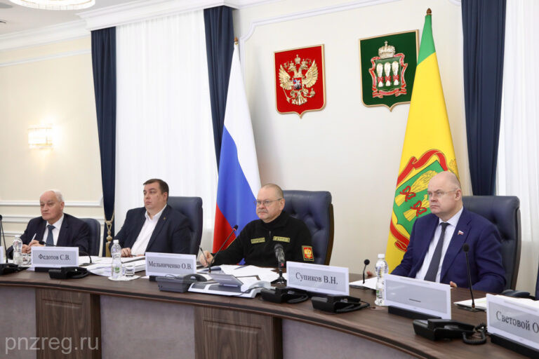 Губернатор потребовал контролировать ход посевной в связи с неблагоприятными погодными условиями