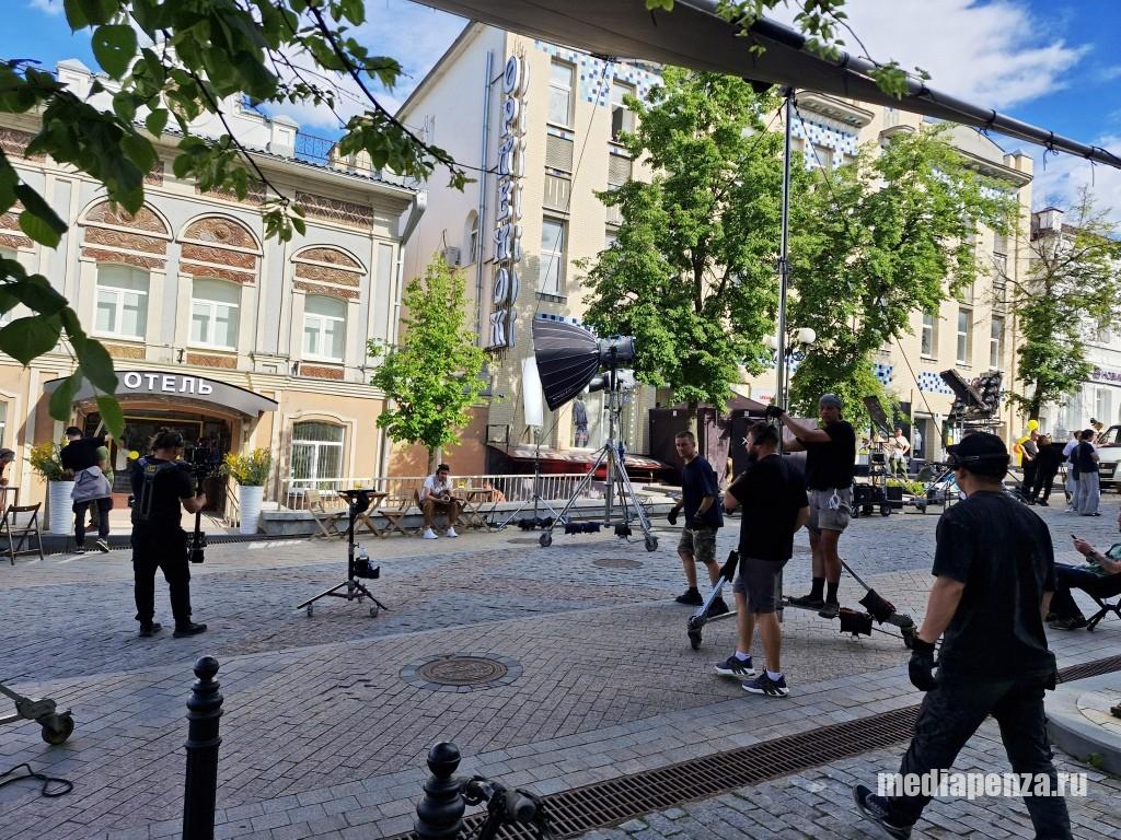 Жители Пензы стали очевидцами съёмок сериала на улице Московской