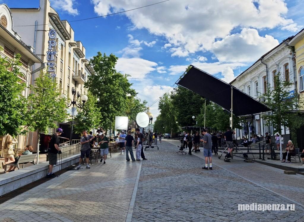 Жители Пензы стали очевидцами съёмок сериала на улице Московской