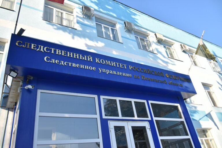 Сотрудникам кузнецкой строительной фирмы уже год не платят зарплату