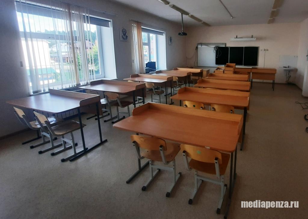 В пензенских школах и вузах снова отменили занятия В пензенских школах и вузах снова отменили занятия