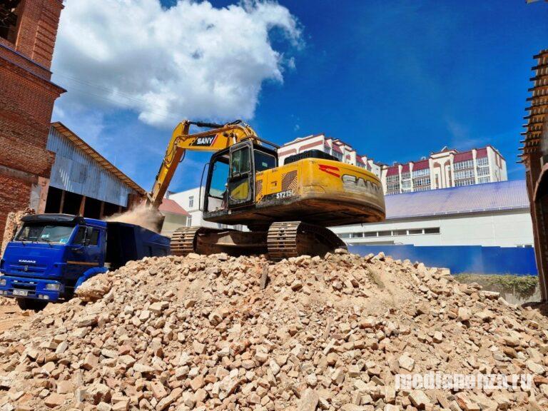 В Пензе в рамках реставрации снесли старинный храм XIX века