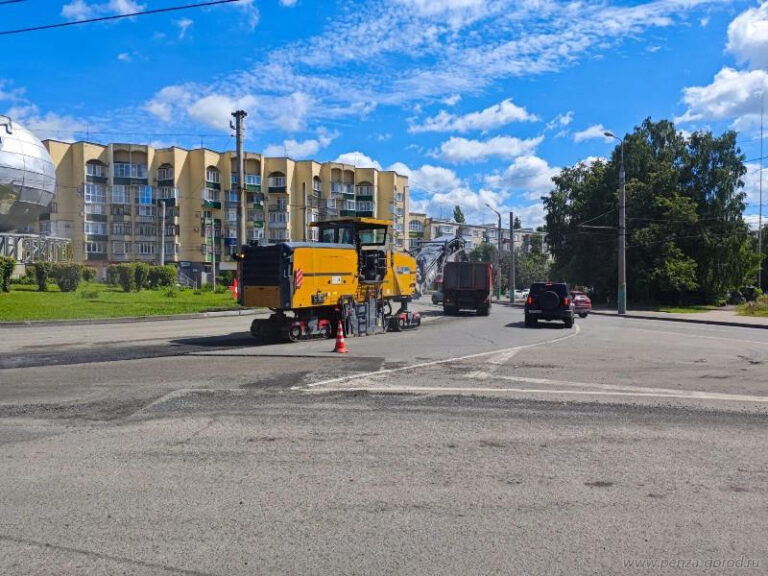 На улицах Пензы организовали работы по благоустройству