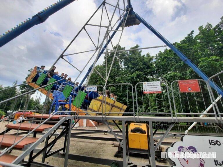 Многодетным семьям разрешили раз в месяц посещать туалет в парке Белинского со скидкой