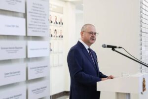 В правительстве Пензенской области открыли историческую экспозицию о служении земляков Отечеству В правительстве Пензенской области открыли историческую экспозицию о служении земляков Отечеству