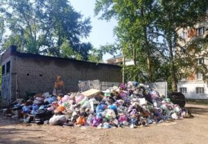 Жительница Нижнего Ломова пожаловалась на горы мусора. Её поблагодарили за активную гражданскую позицию Жительница Нижнего Ломова пожаловалась на горы мусора. Её поблагодарили за активную гражданскую позицию