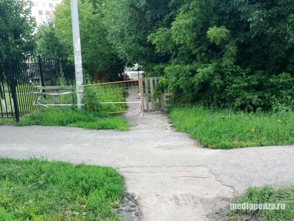 Строительная компания «Пензгорстройзаказчик» оставила жителей Маньчжурии без тротуара