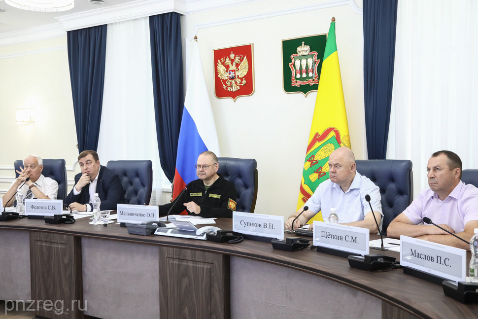 Губернатор Пензенской области поручил ускорить ремонт улично-дорожной сети в областном центре Губернатор Пензенской области поручил ускорить ремонт улично-дорожной сети в областном центре