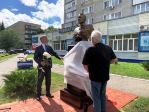 В Кузнецке состоялось открытие бюста М.Ю. Лермонтову