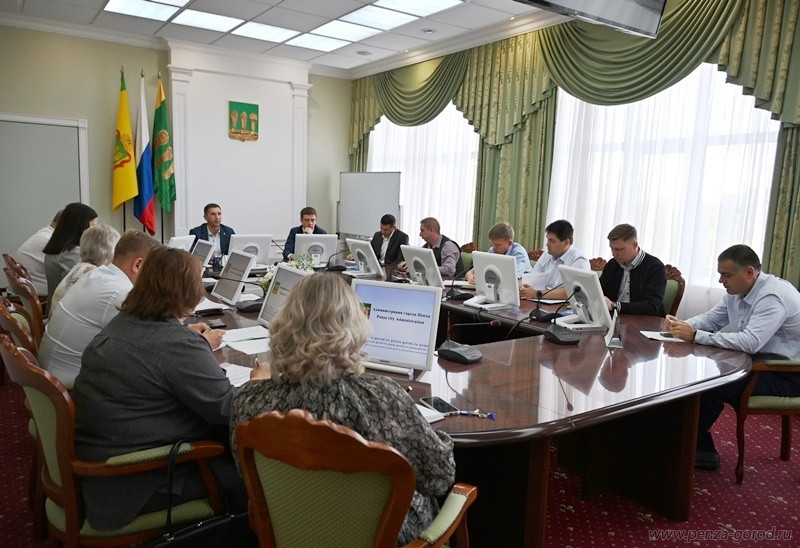 Мэр Пензы потребовал ликвидировать все разрытия у учебных учреждений к 1 сентября