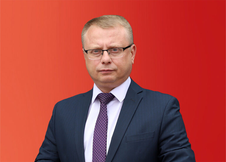 Олег Шаляпин сдал документы для регистрации кандидатом в губернаторы Пензенской области