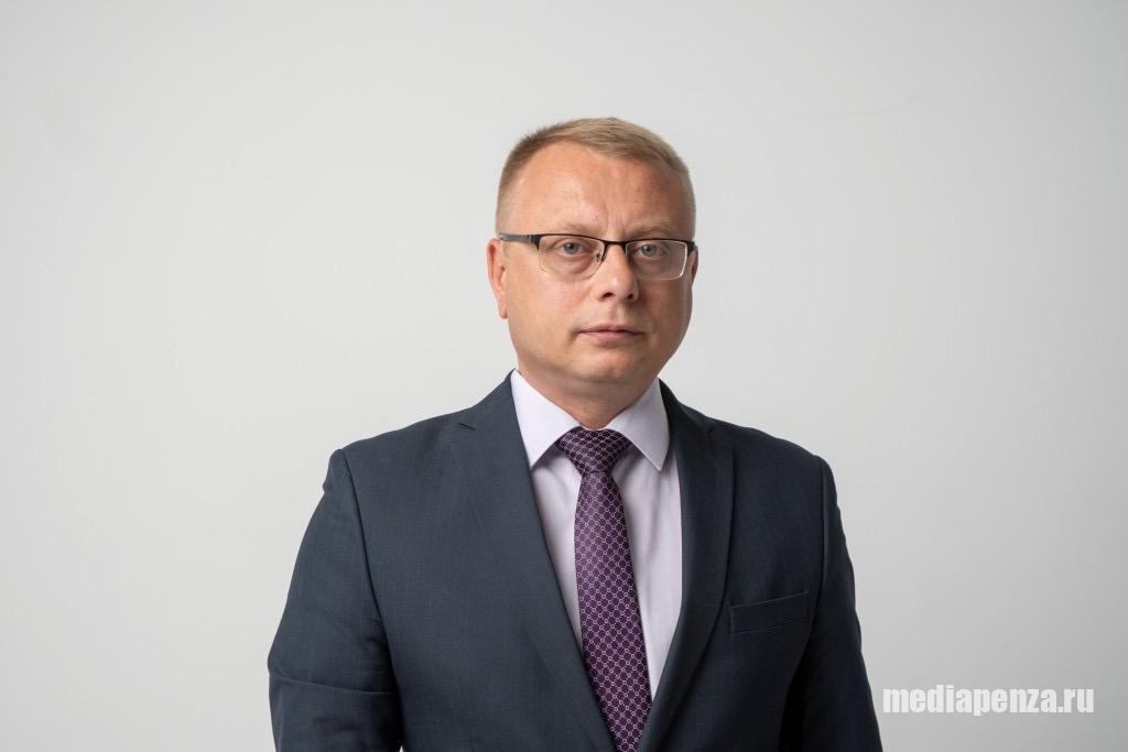Первый секретарь обкома КПРФ Олег Шаляпин зарегистрирован кандидатом в губернаторы Пензенской области Первый секретарь обкома КПРФ Олег Шаляпин зарегистрирован кандидатом в губернаторы Пензенской области