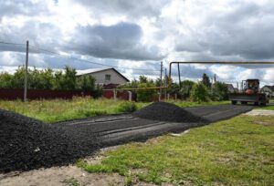 В микрорайоне Заря в Пензе отсыпят участки дорог асфальтовой крошкой