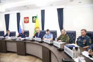 В пензенском правительстве обсудили обеспечение антитеррористической безопасности людей 1 сентября и в дни голосования В пензенском правительстве обсудили обеспечение антитеррористической безопасности людей 1 сентября и в дни голосования