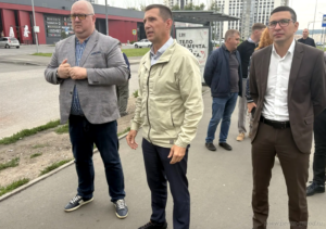 Мэр Пензы провёл утренний объезд микрорайона Арбеково