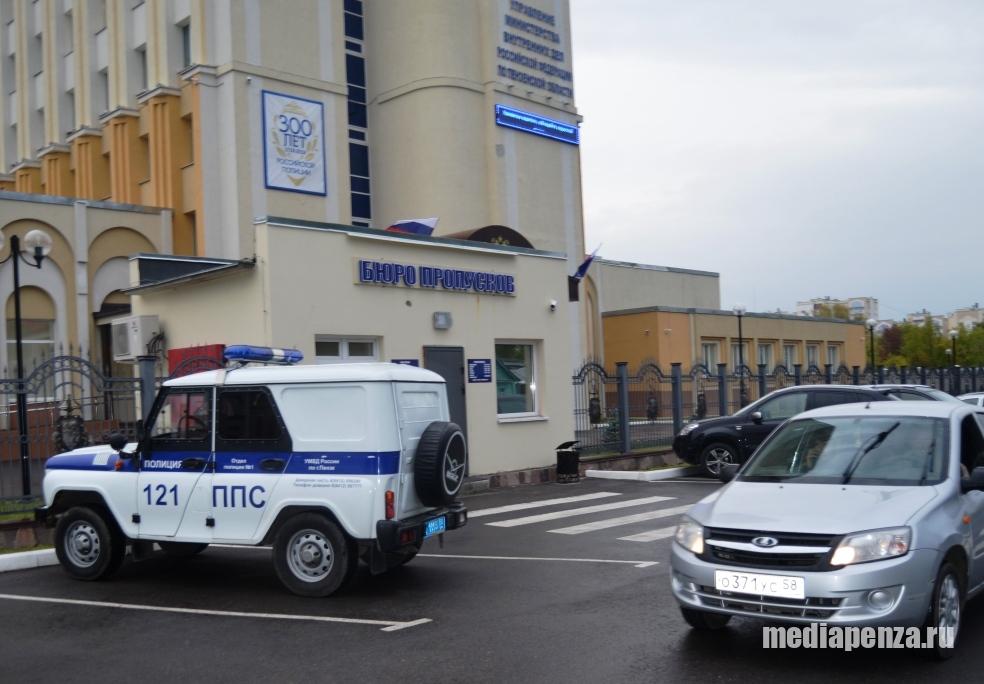 В Пензе неизвестные представляются сотрудниками полиции и доставляют граждан в военкоматы для отправки на СВО В Пензе неизвестные представляются сотрудниками полиции и доставляют граждан в военкоматы для отправки на СВО