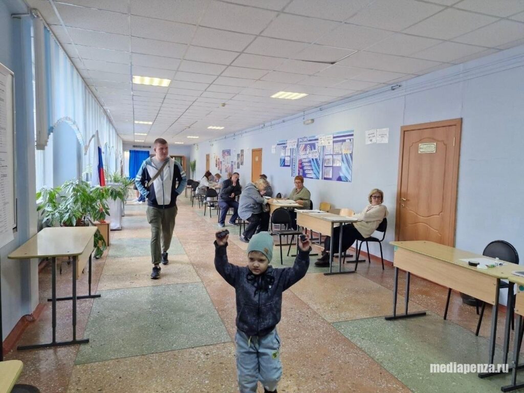 Почти 550 тысяч жителей Пензенской области уже приняли участие в голосовании Почти 550 тысяч жителей Пензенской области уже приняли участие в голосовании