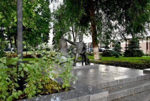 В Пензе завершилось благоустройство сквера на улице Кирова В Пензе завершилось благоустройство сквера на улице Кирова
