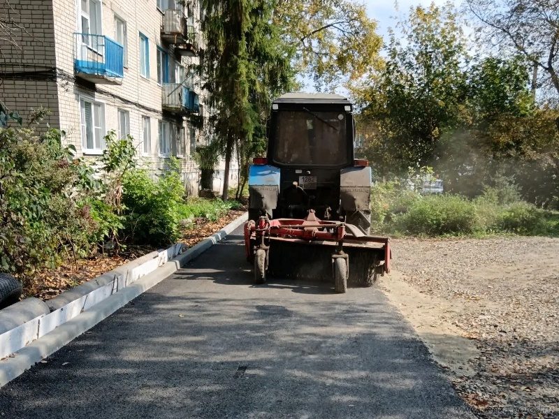 На улицах Ленинского района Пензы организовали работы по благоустройству На улицах Ленинского района Пензы организовали работы по благоустройству