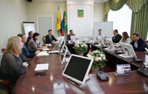 Мэр Пензы поручил до 1 октября закончить подготовку города к зиме