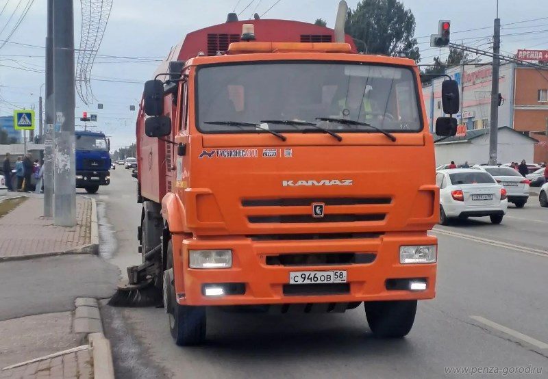 Более 100 единиц спецтехники направили на улицы Пензы для благоустройства Более 100 единиц спецтехники направили на улицы Пензы для благоустройства