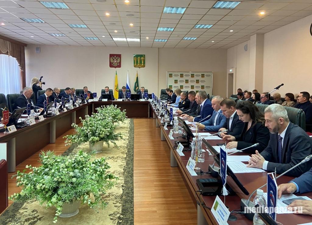 На сессии Пензенской гордумы депутаты от КПРФ не поддержали повышение тарифа на воду выше нормы