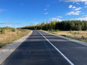 В Камешкирском районе отремонтировали дорогу к райцентру